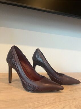 Reiss Women's Oxblood Pointed-Toe High Heels - Like New